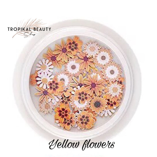 Nail art flowers